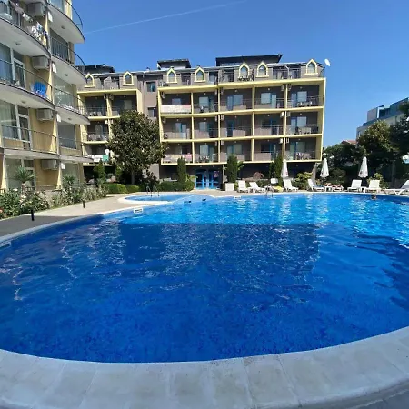 Jasmine A17 Cozy Sunny *